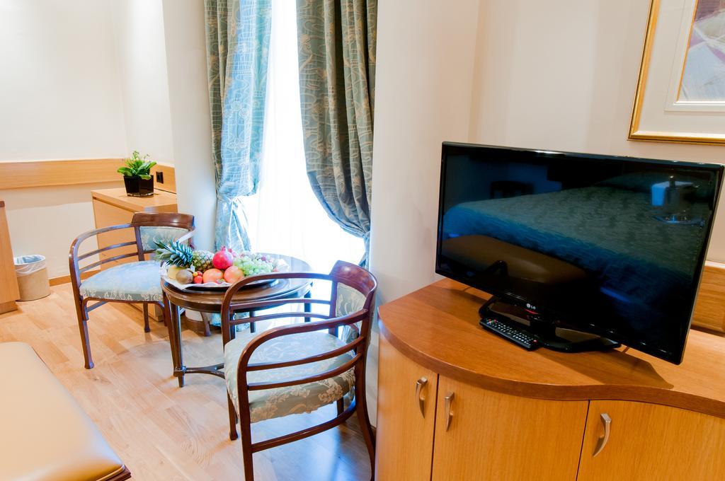 Pentelikon Hotel 基菲夏 客房 照片